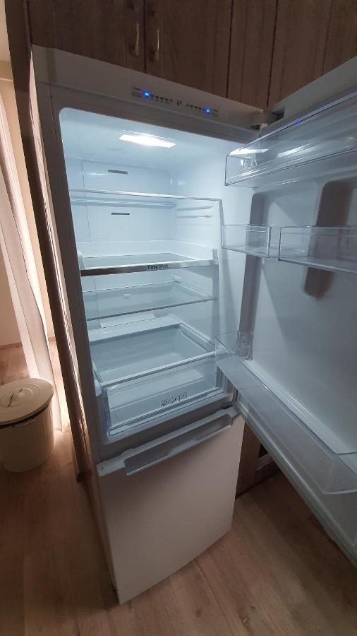 Aqua Apartman Tiszaújváros Dış mekan fotoğraf