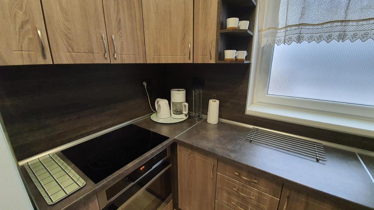 Aqua Apartman Tiszaújváros Dış mekan fotoğraf