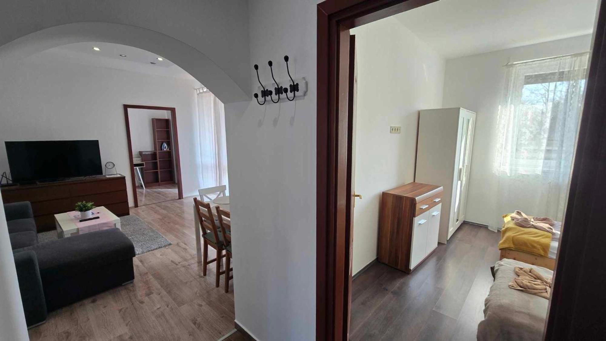 Aqua Apartman Tiszaújváros Dış mekan fotoğraf