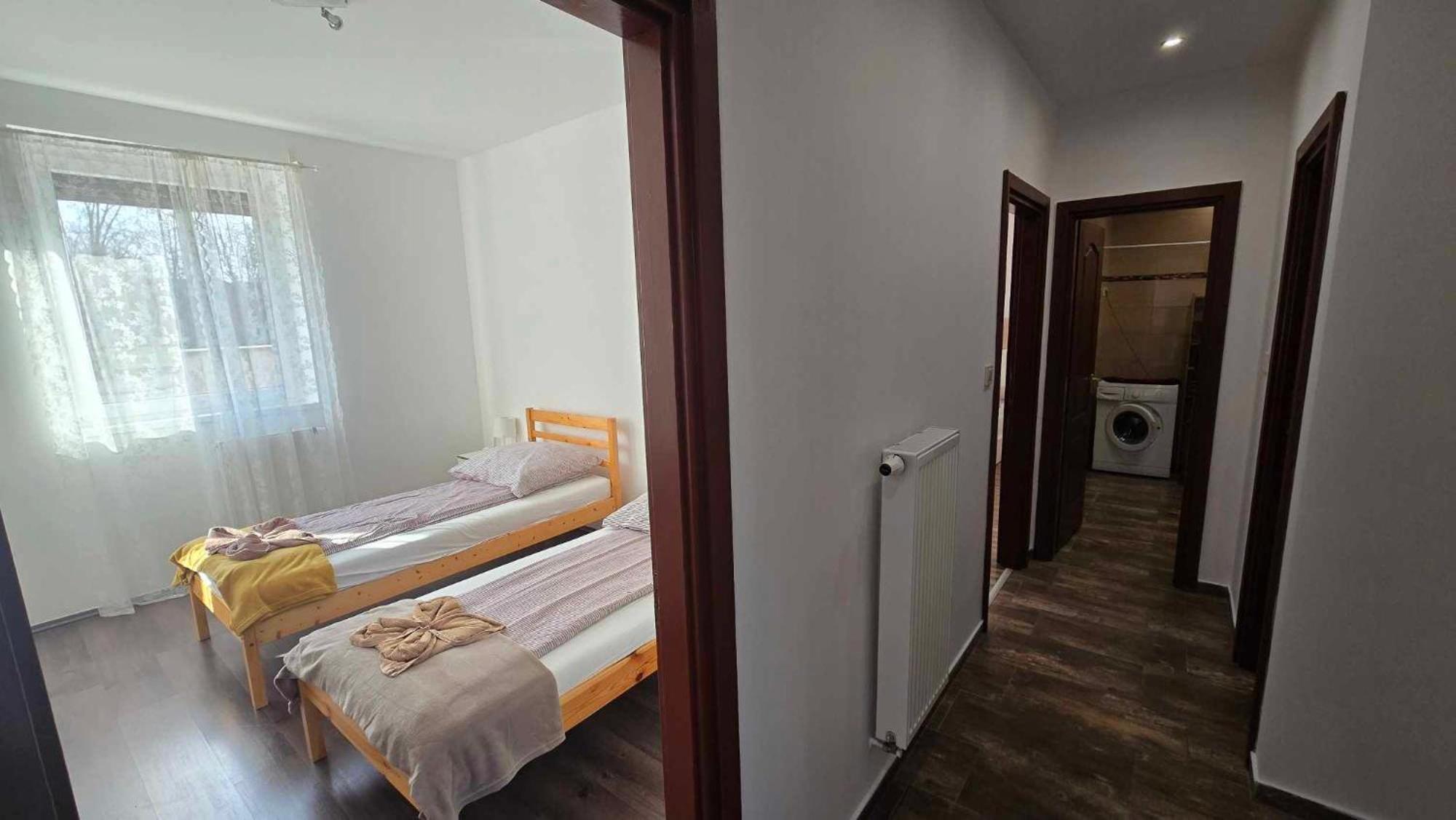 Aqua Apartman Tiszaújváros Dış mekan fotoğraf